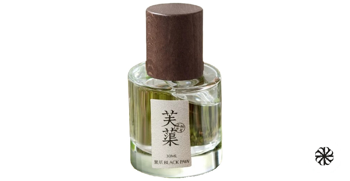 Lotus Flower 芙蕖 Black Paw
