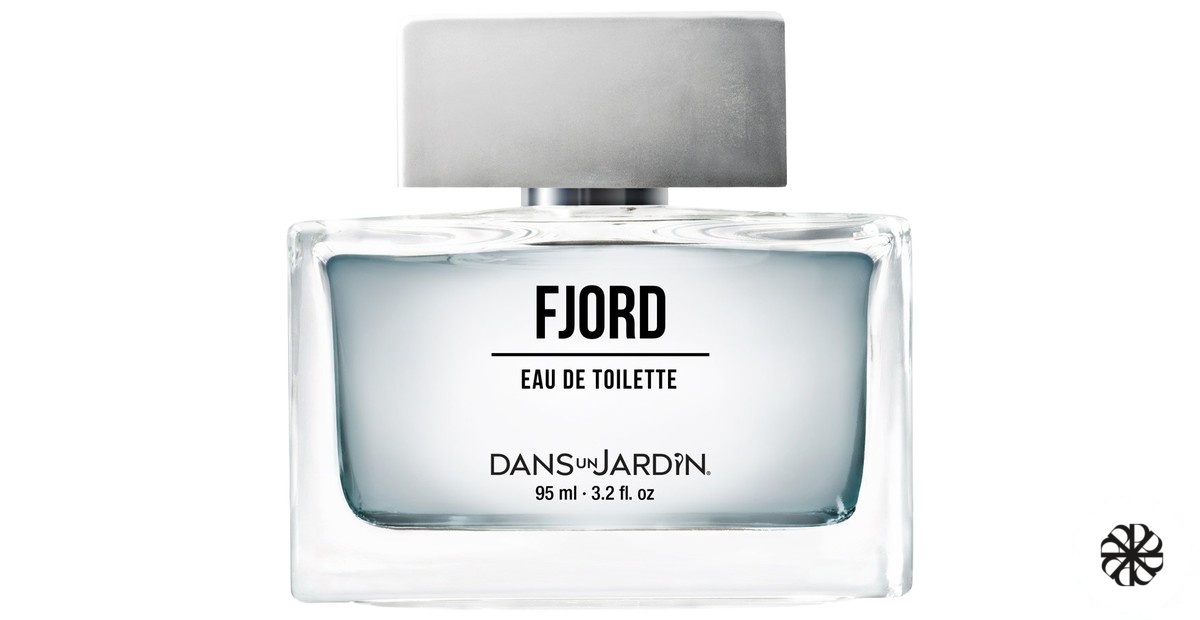 Fjord Dans un Jardin