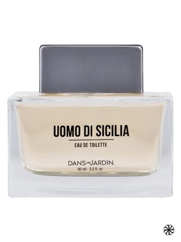 Uomo Di Sicilia Dans un Jardin