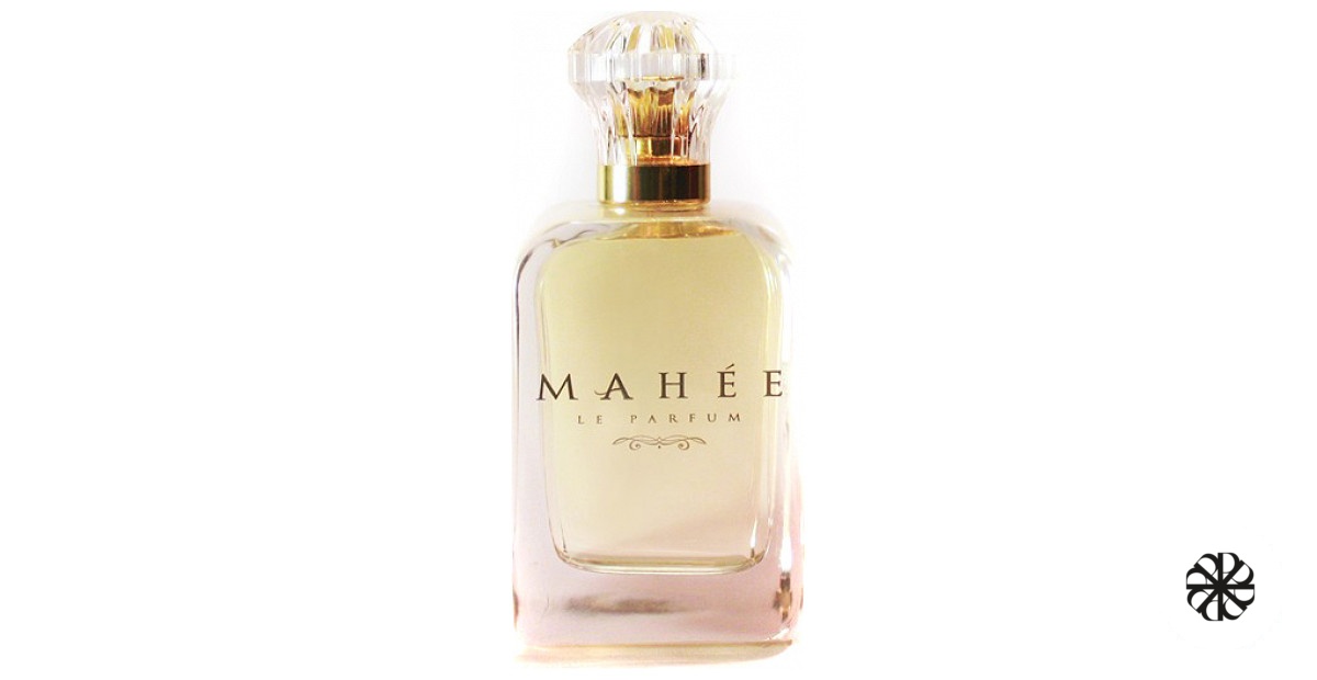 Mahée Dans un Jardin