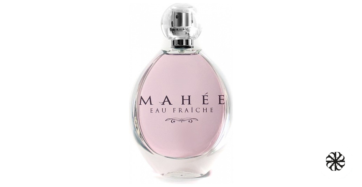 Mahée Sparkling Eau Fraîche Dans un Jardin