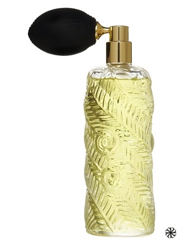 Essences Insensees Diptyque