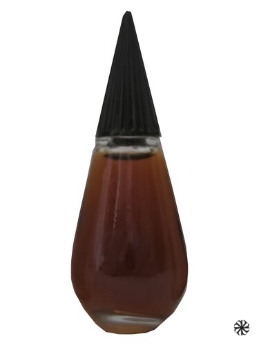 Lelde Dzintars