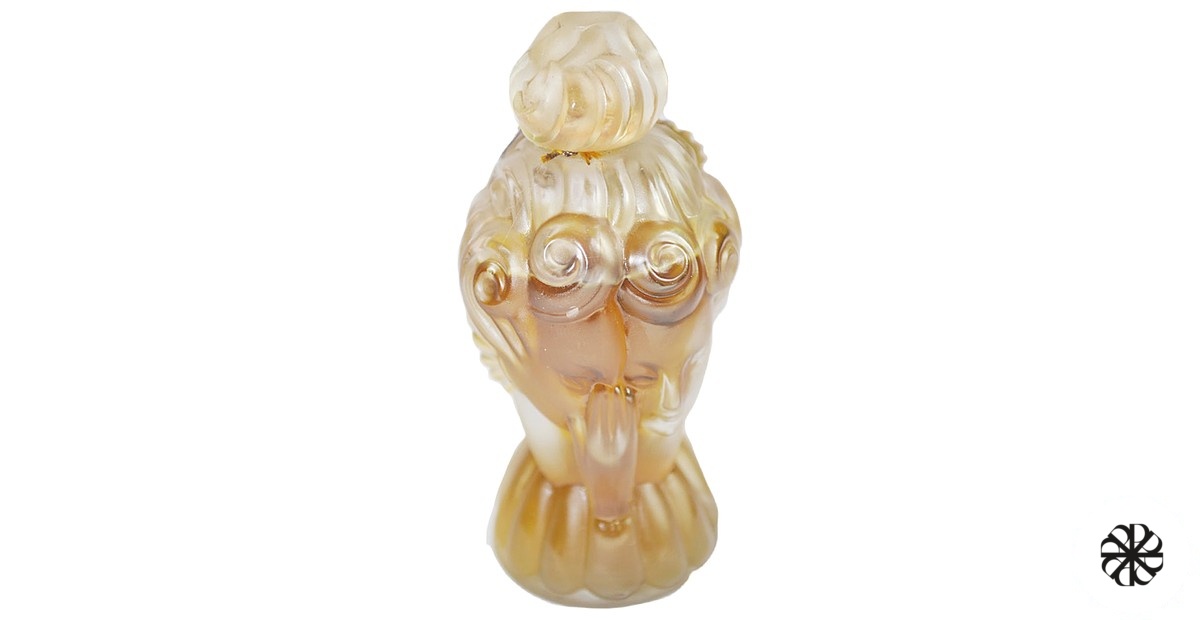 On Dit... Elizabeth Arden