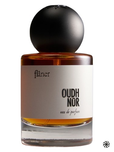Oudh Nūr flâner