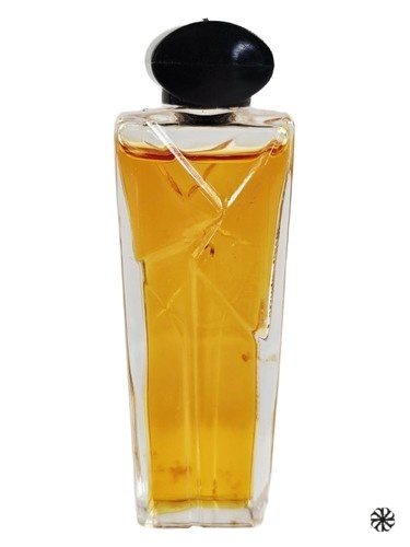 Clandestine Guy Laroche