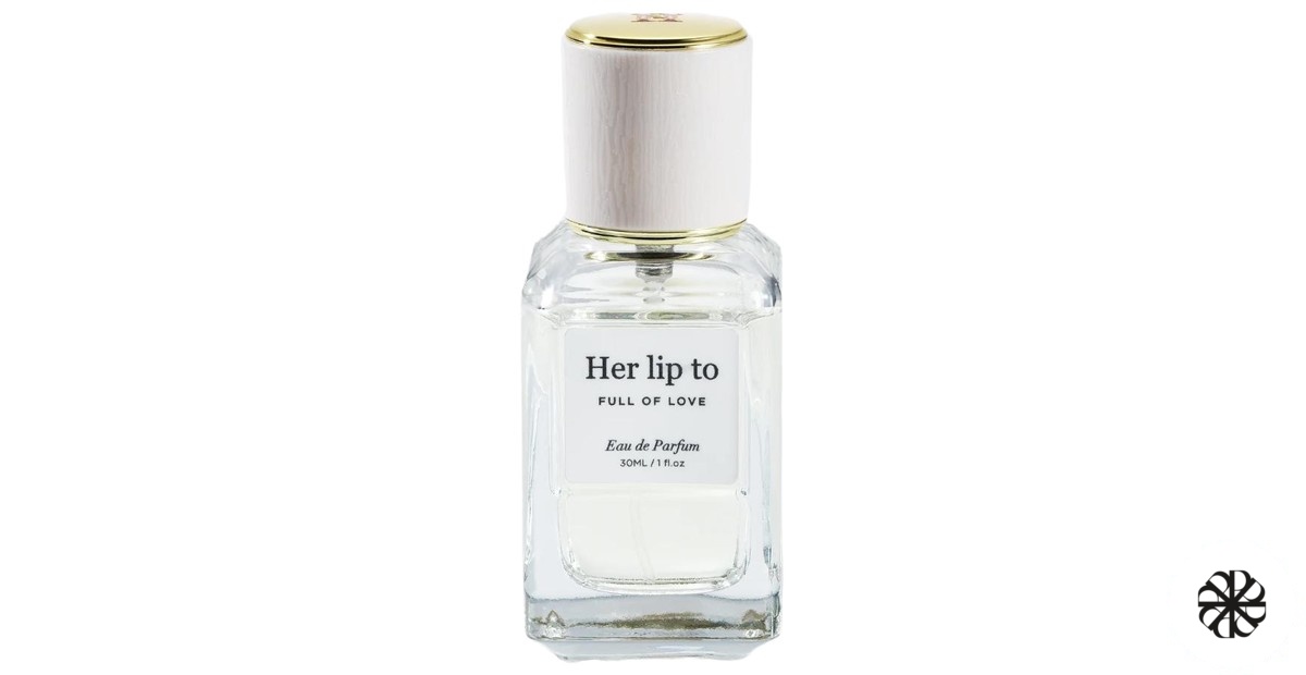 Rose Blanche Her Lip To