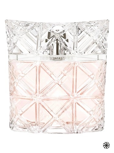 Lumière d’Issey Issey Miyake