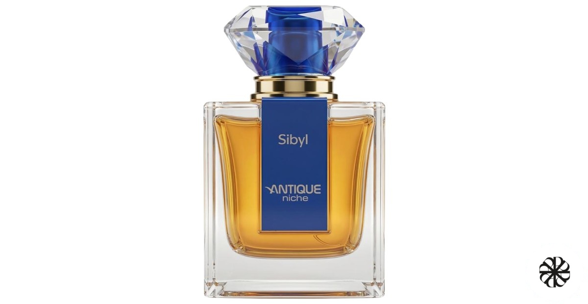 Sibyl Antique Niche