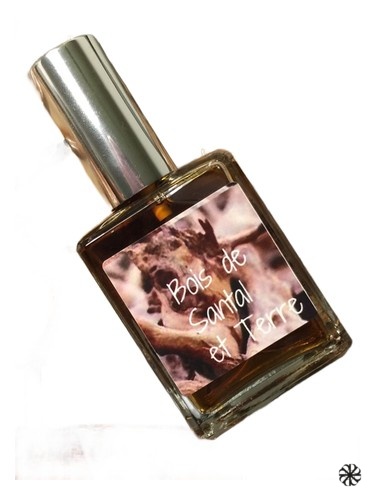 Bois de Santal et Terre Kyse Perfumes