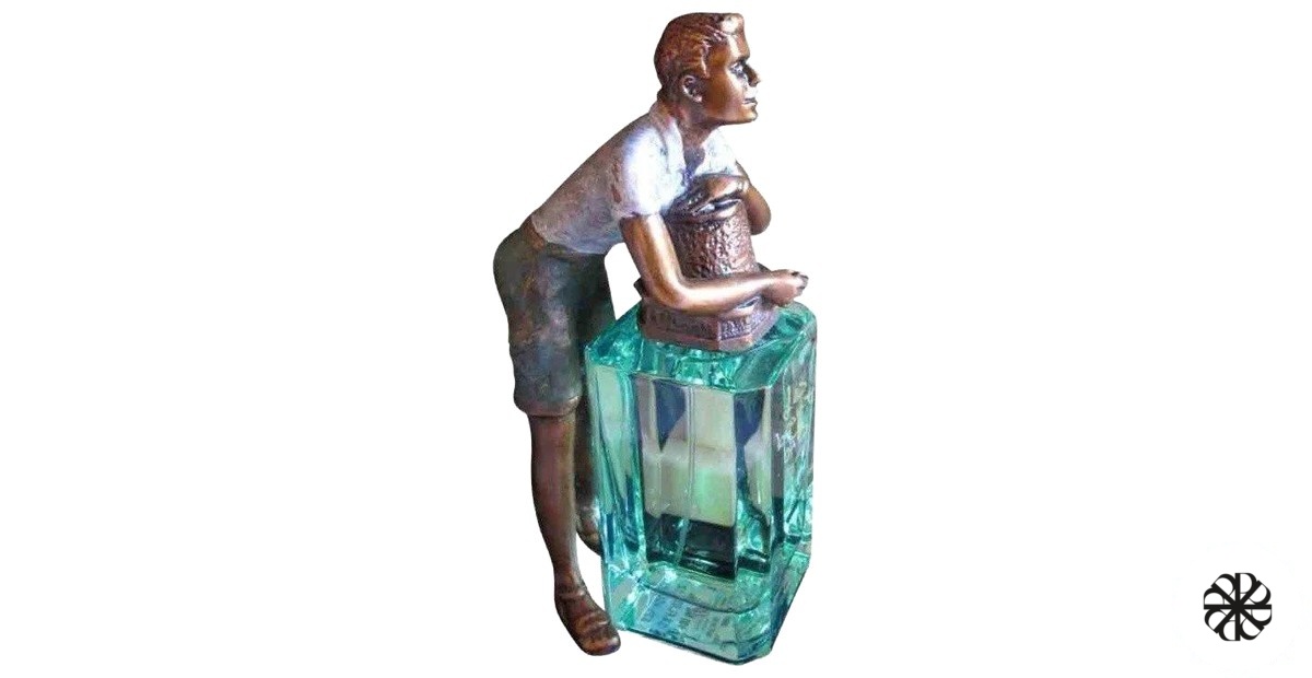 Love Story Homme — Design Edition Barry Shiraishi Les Beaux Arts