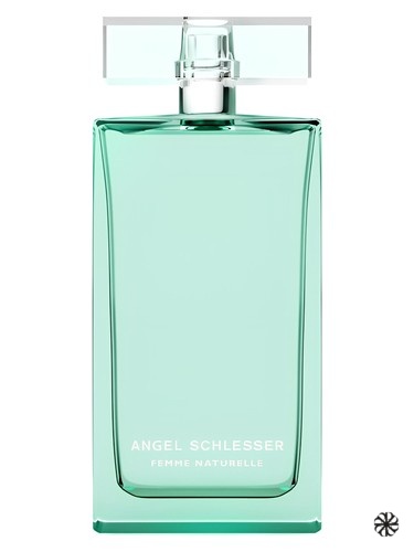 Femme Naturelle Angel Schlesser