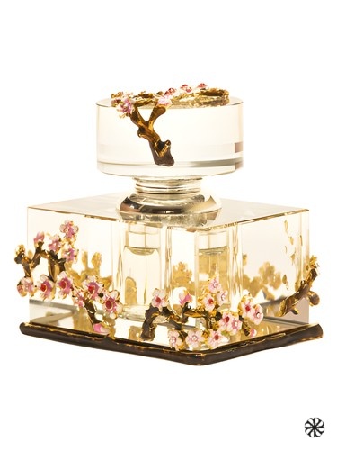 Geisha Arabesque