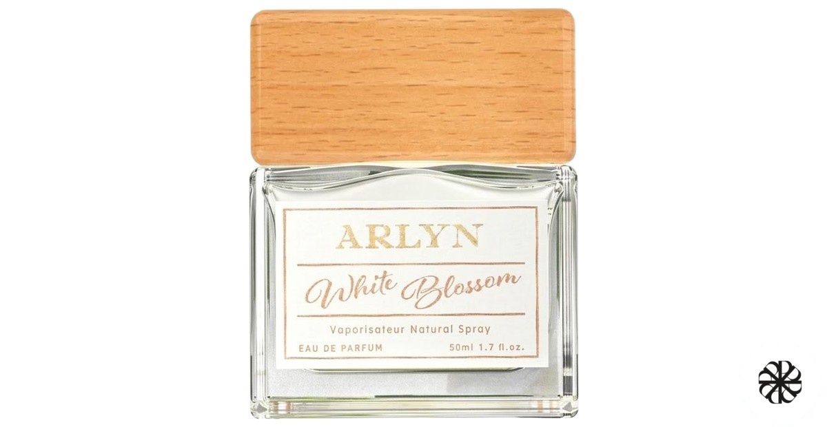 White Blossom Arlyn