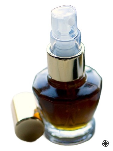 The Green Knight Roxana Illuminated Perfume