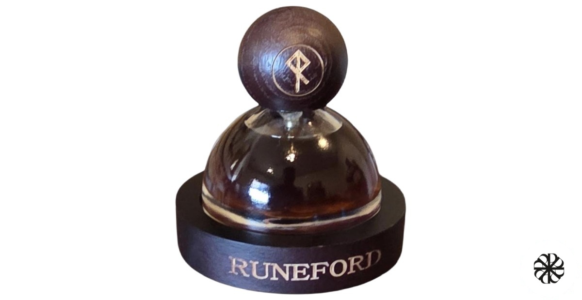 Rose & Smoke Runeford