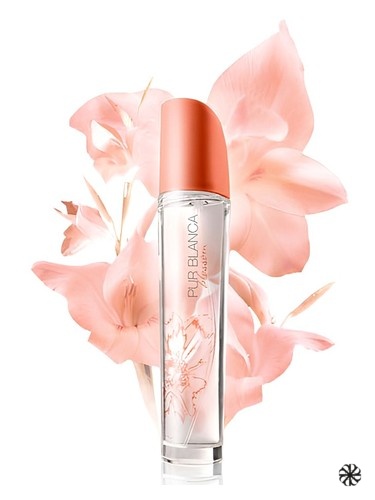 Pur Blanca Blossom Avon