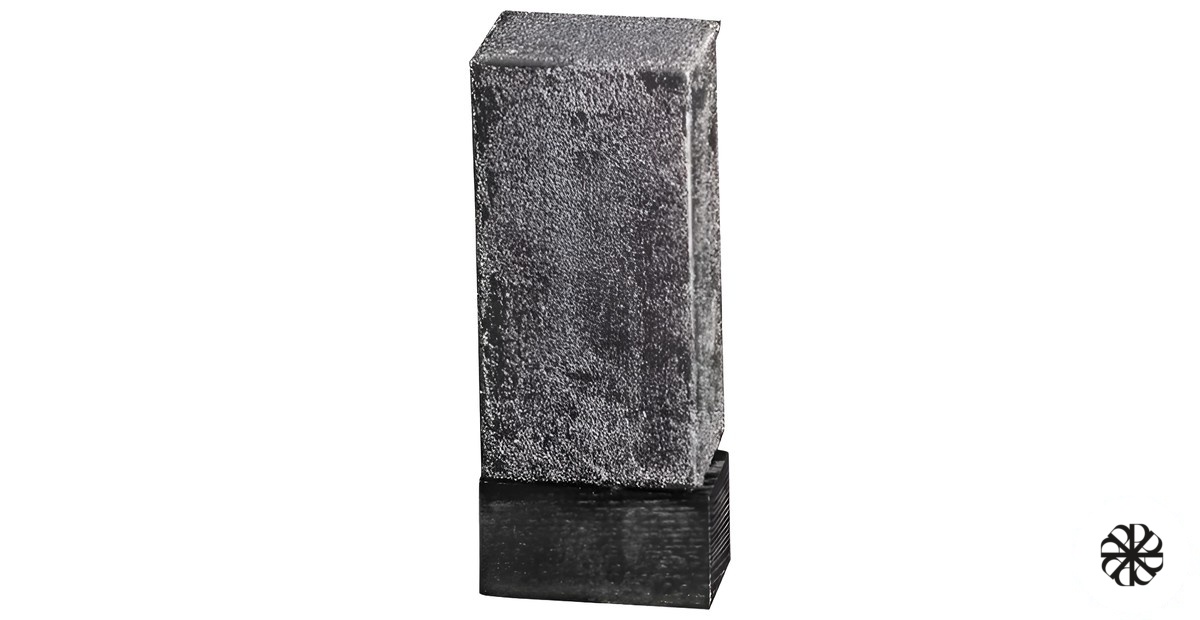 His Lordship's Backyard Roses TOMBSTONE