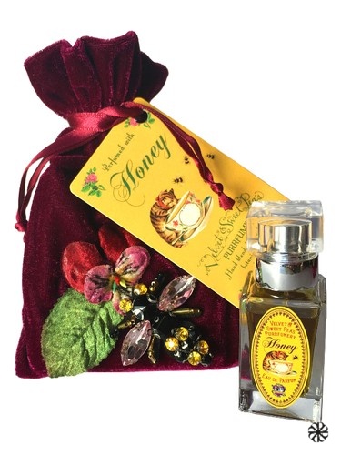 Honey Velvet & Sweet Pea’s Purrfumery