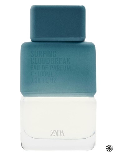Surfing Cloudbreak Zara